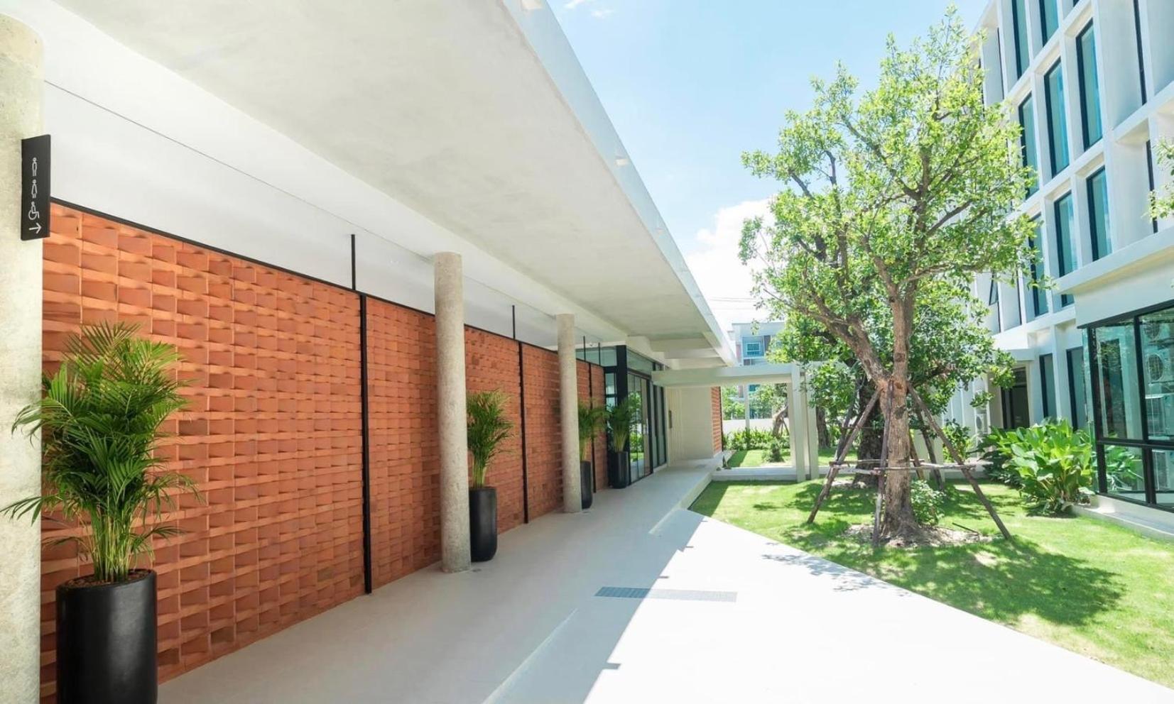 Pillows Boutique Hotel Chiang Mai Exterior photo